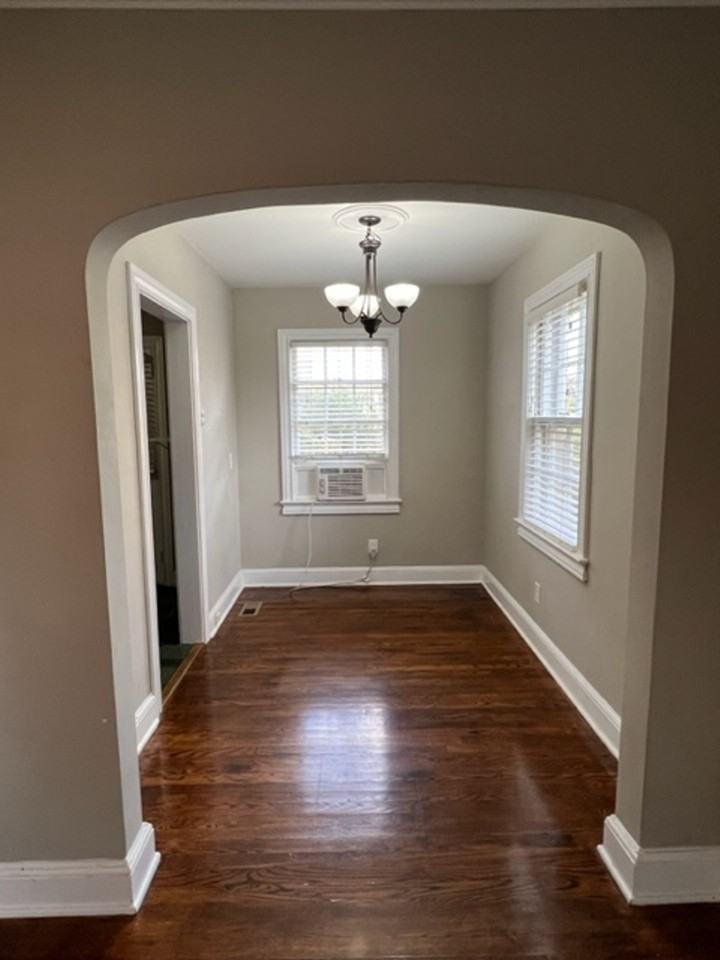 34 Melville Ave #B - Photo 4 of 13