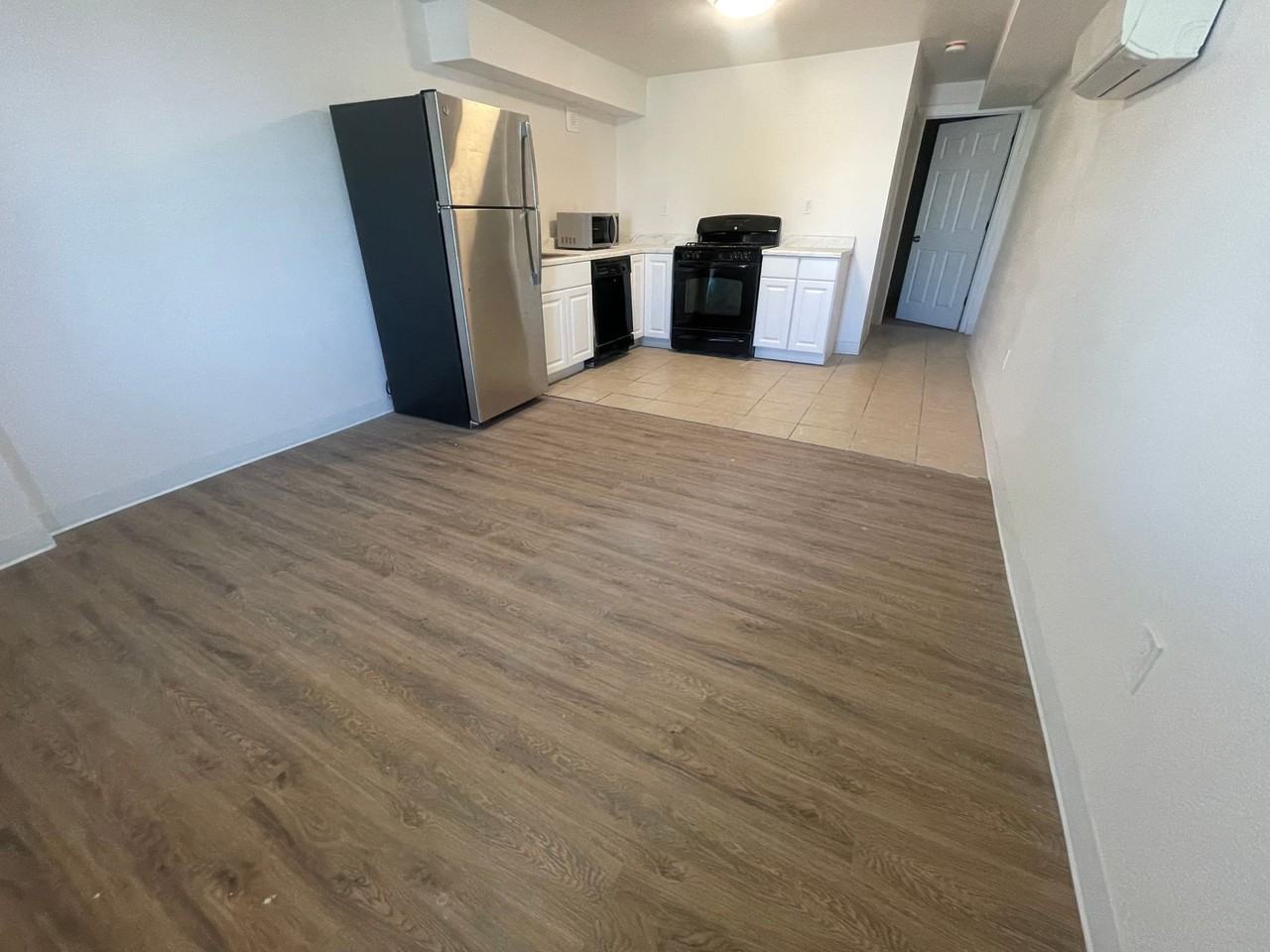 2946 Ogden Ave - Photo 3 of 24