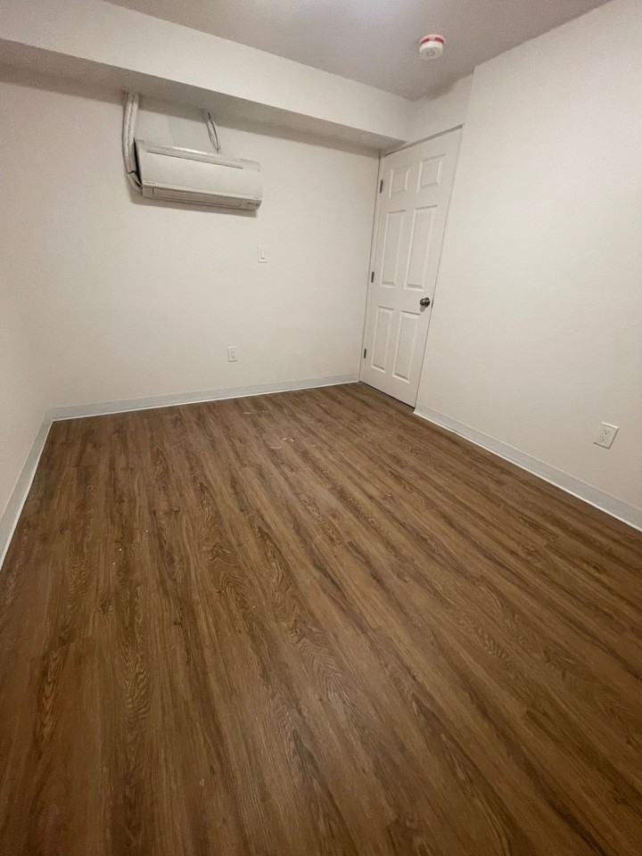 2946 Ogden Ave - Photo 5 of 24