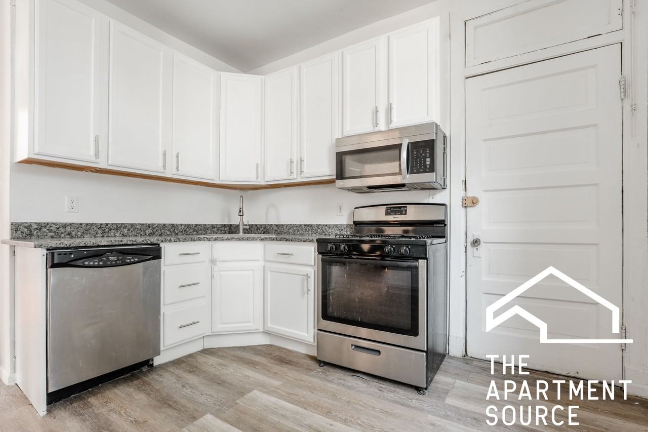 1001 N Richmond St #3S - Photo 3 of 17