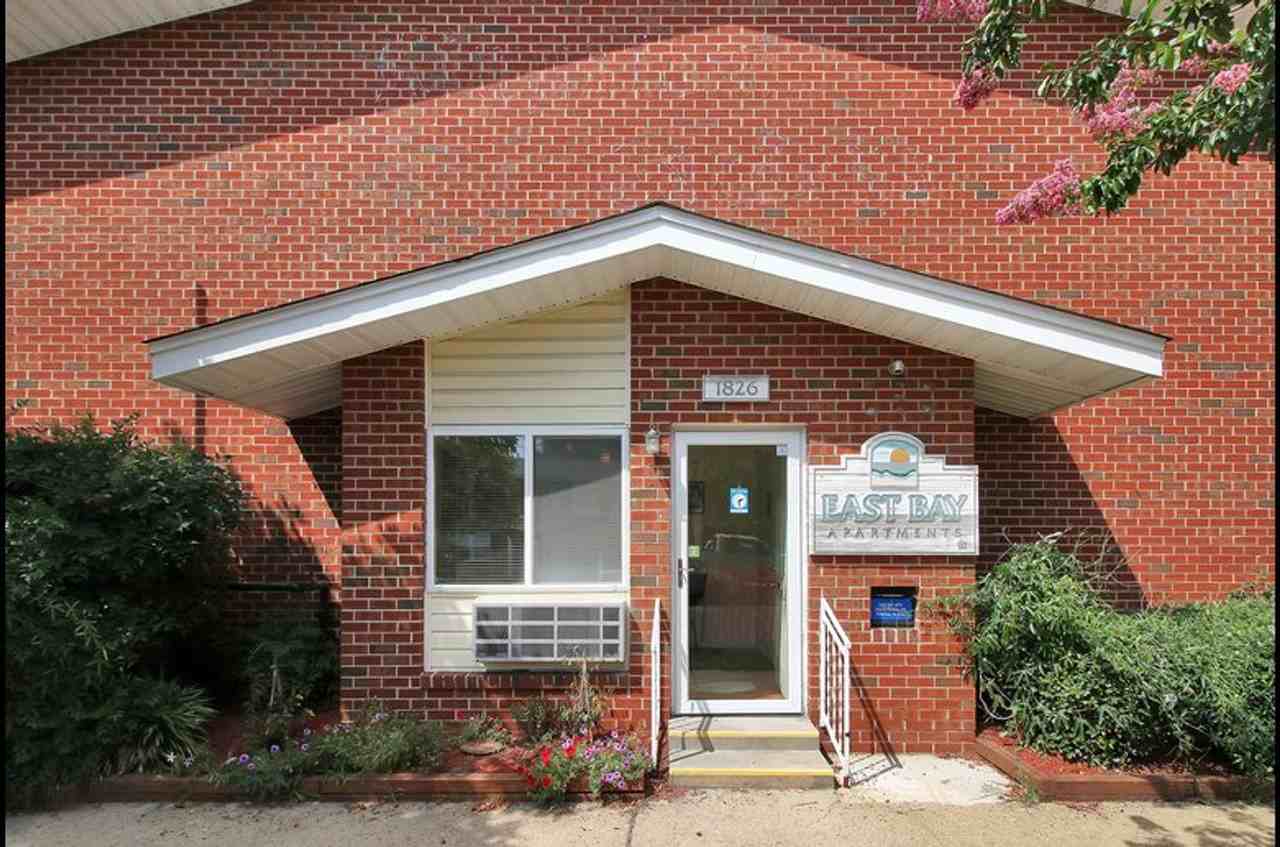 East Bay Apartments - Photo 2 of 29