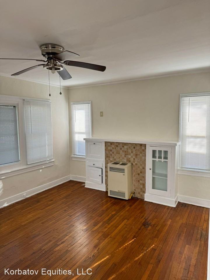 807 North Fuller Avenue - Photo 2 of 2