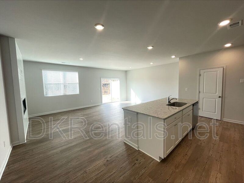 5333 Melbourne Ln - Photo 4 of 18