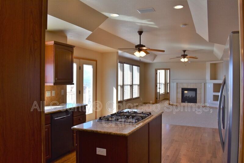 13061 Crane Canyon Loop - Photo 3 of 12