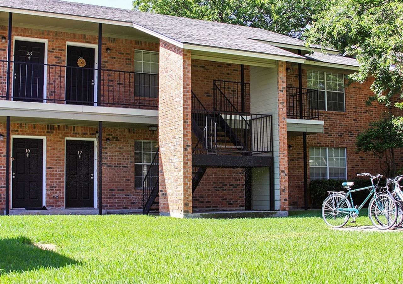 Shady Place Apartments - Photo 2 of 23