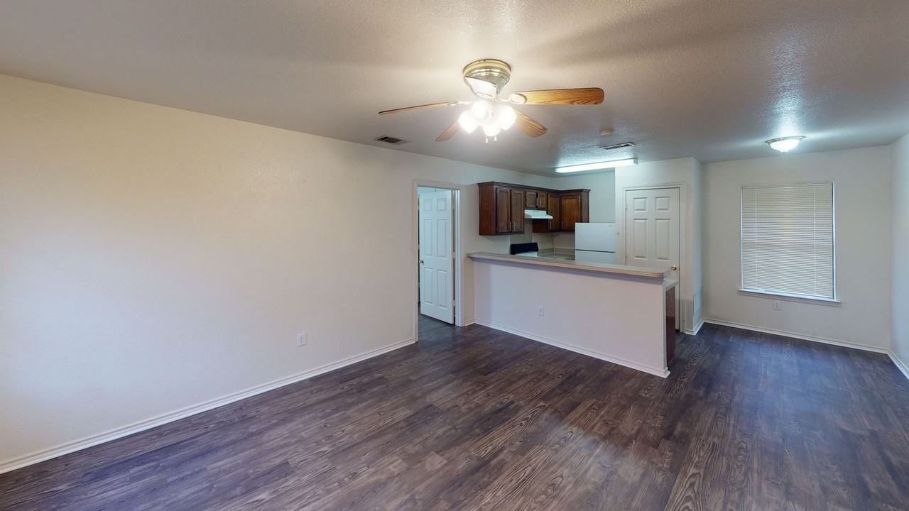 Somesuch Place 1004 - Photo 4 of 16