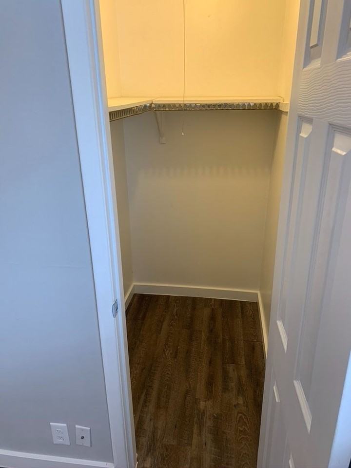 Western Hills Apartments - Photo 5 of 8