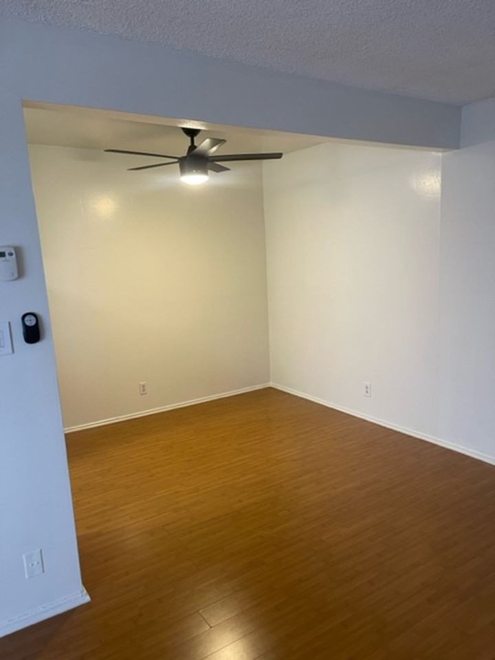 119 - 7631 Norton Ave - Photo 5 of 9