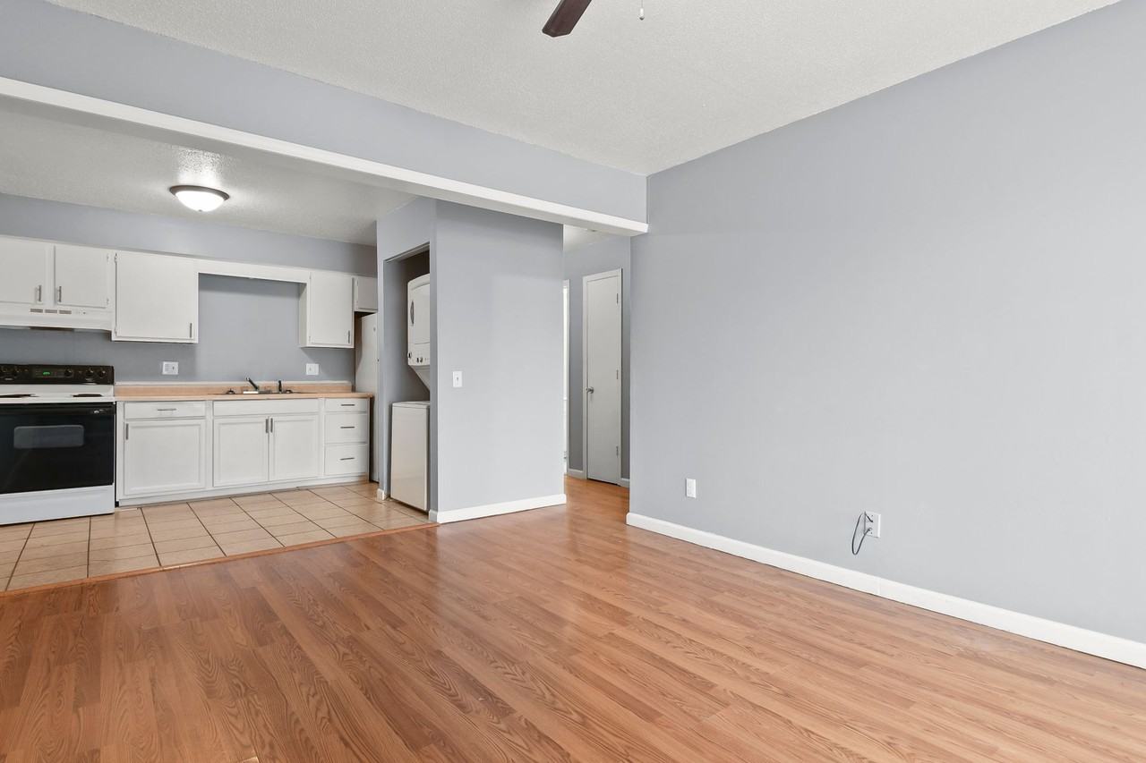 Is marketing information for one bedroom apartments - Photo 5 of 7