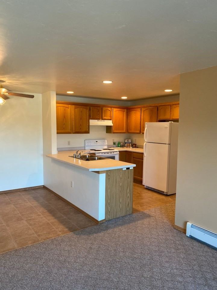 Kerry Lane - Photo 6 of 24