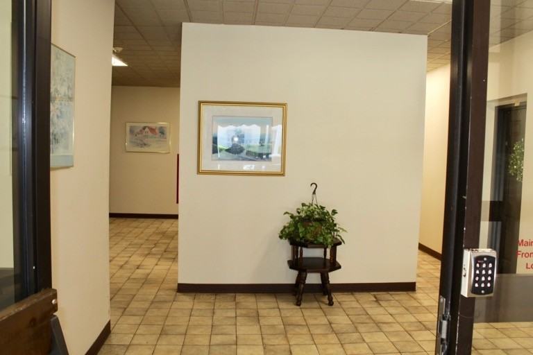 Franklin Apartments - Photo 4 of 5