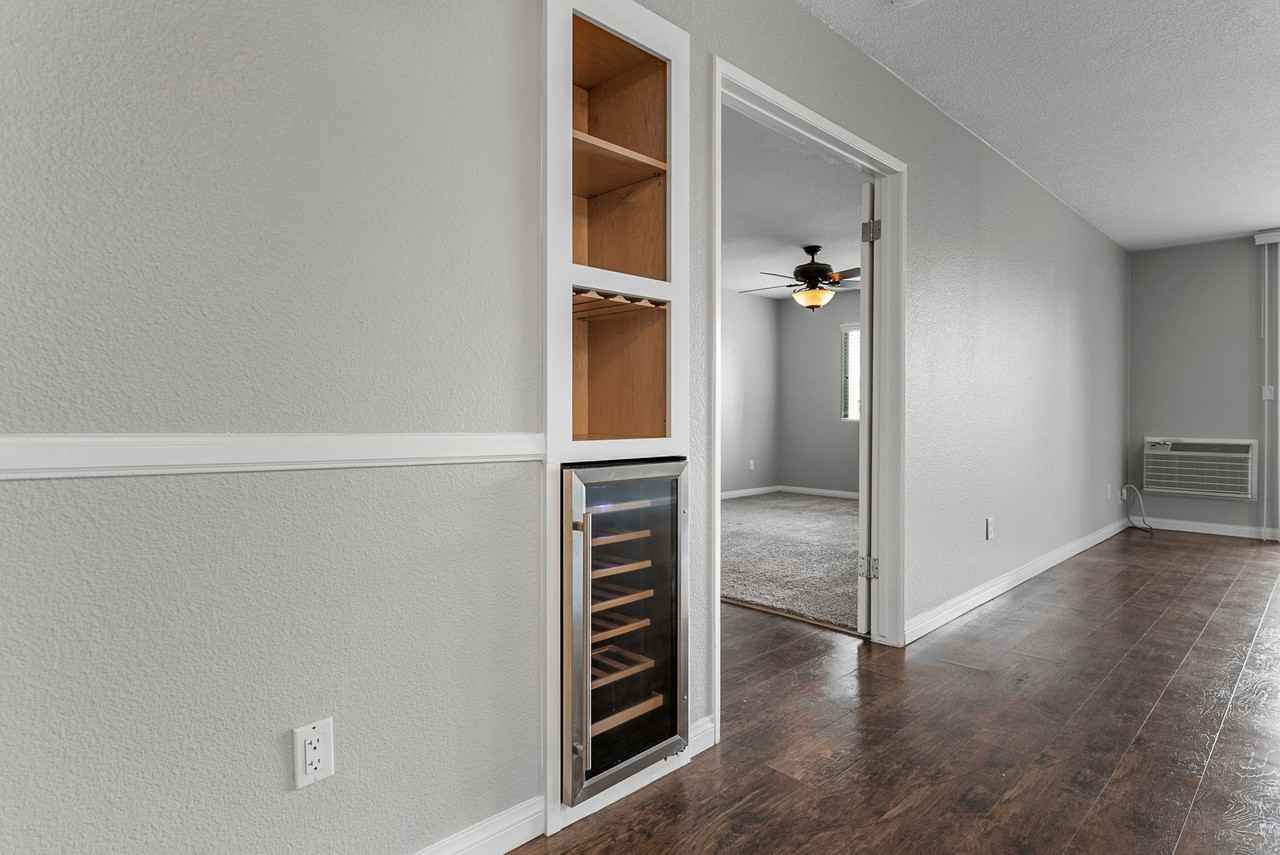 Serena Vista Apartments - Photo 7 of 27