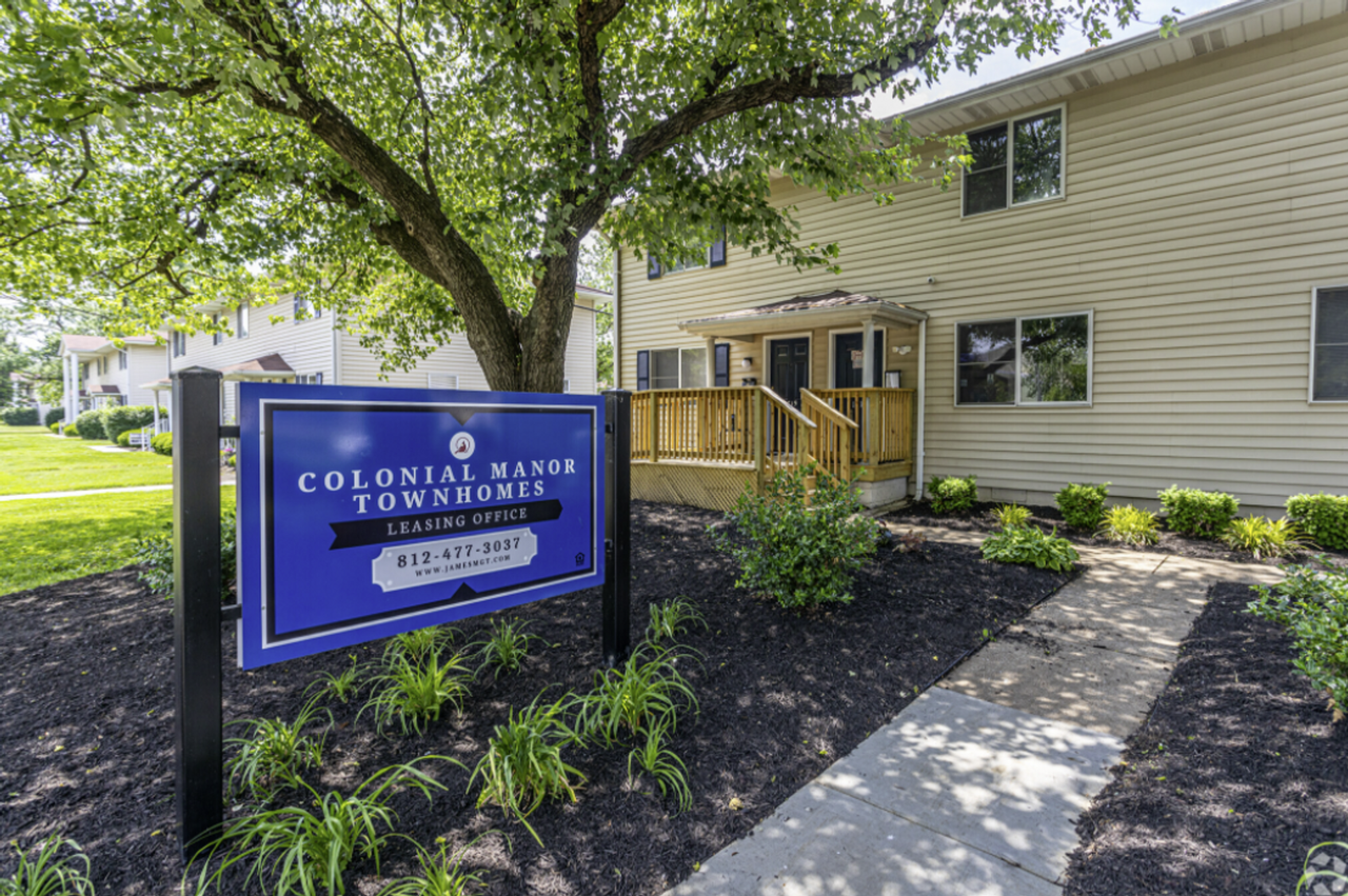 Colonial Manor Apartments 1717 Lodge Ave, Evansville, IN 47714 Zumper