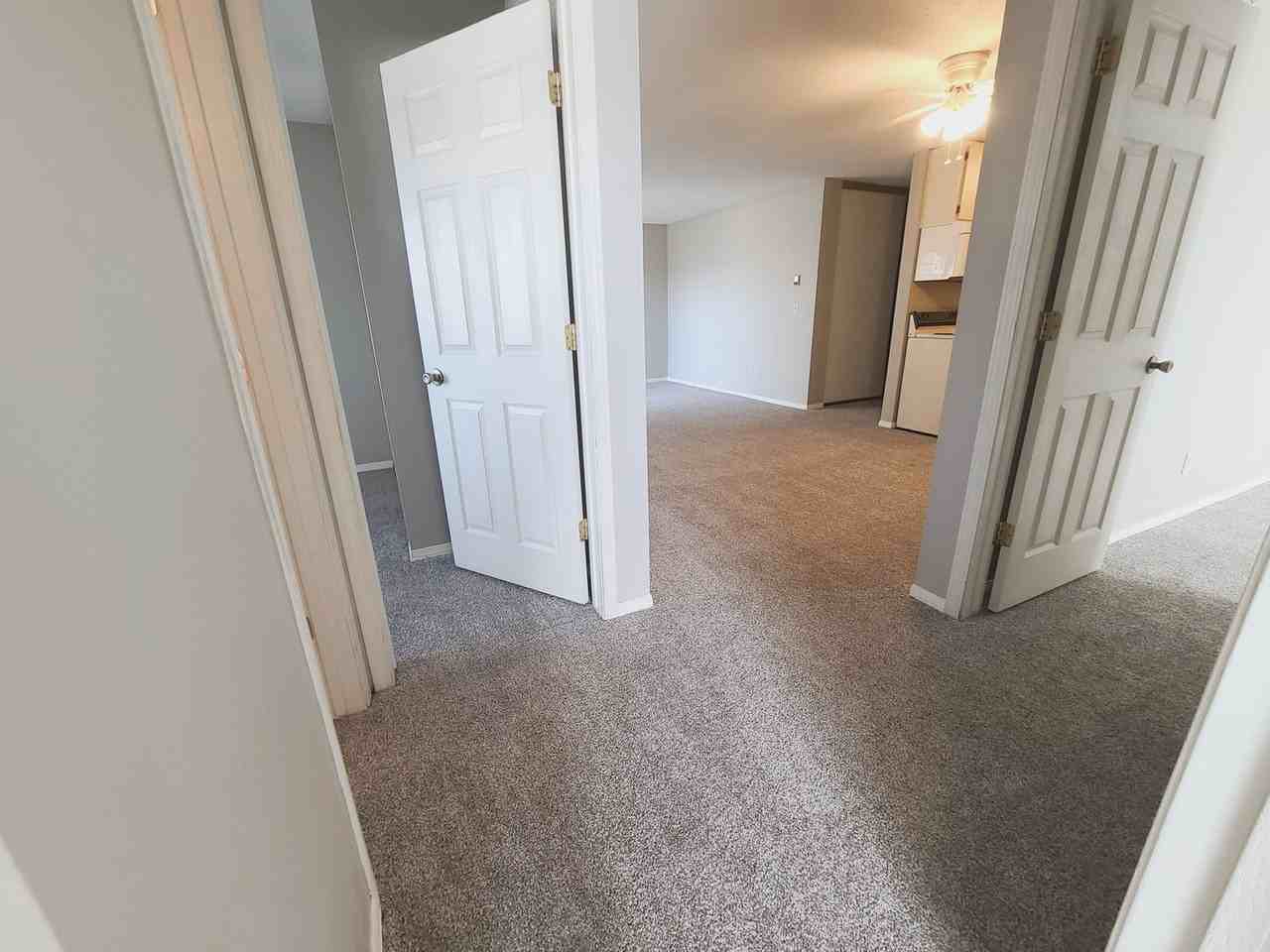 761 E Anamosa St - Photo 5 of 23