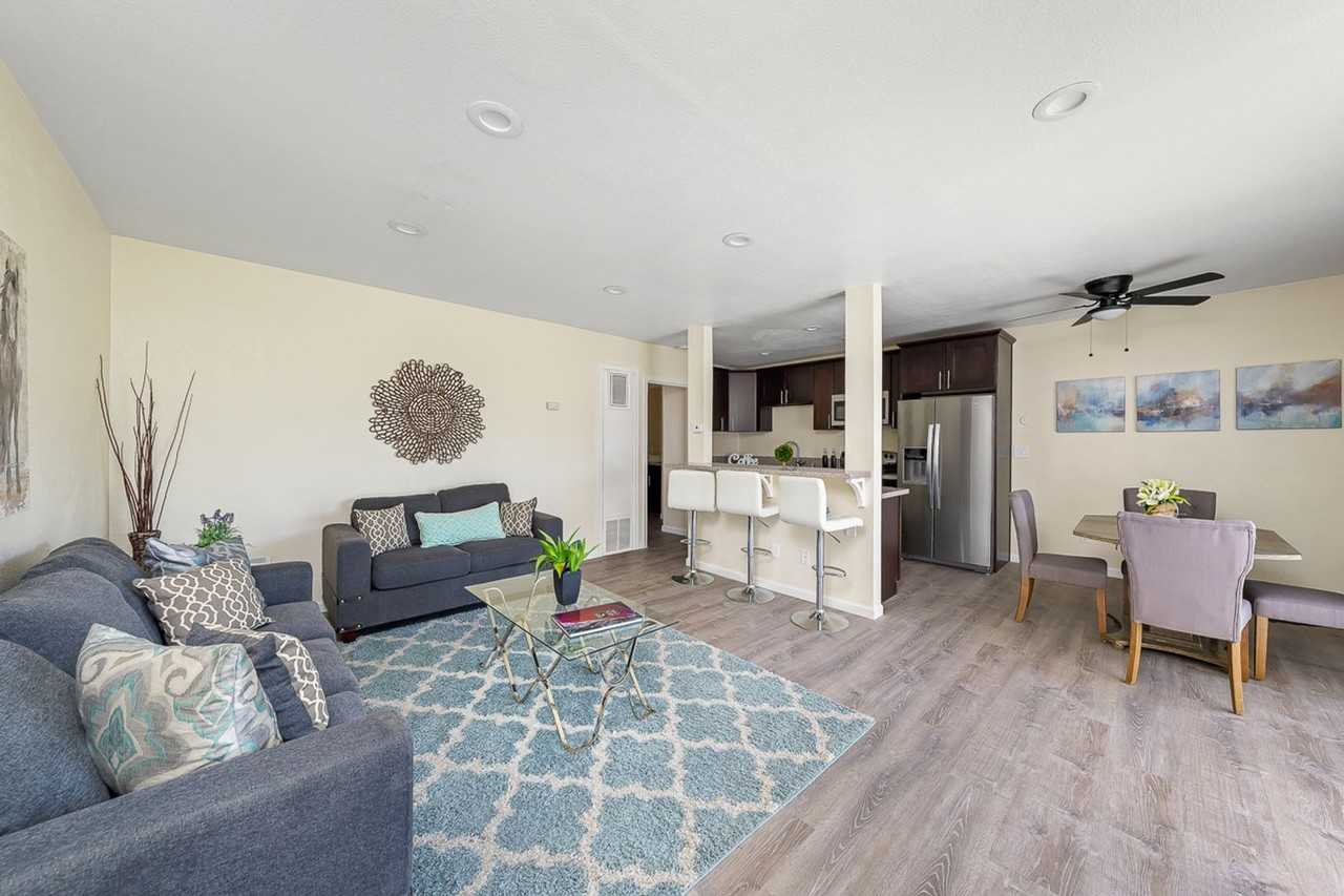 Mesa Cove - Photo 4 of 12