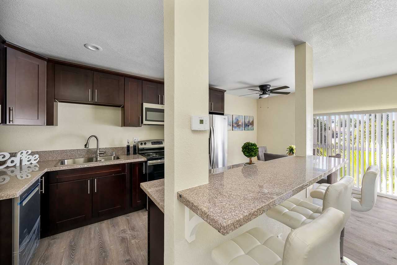 Mesa Cove - Photo 3 of 12