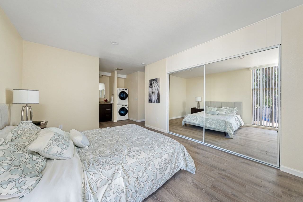 Mesa Cove - Photo 7 of 12