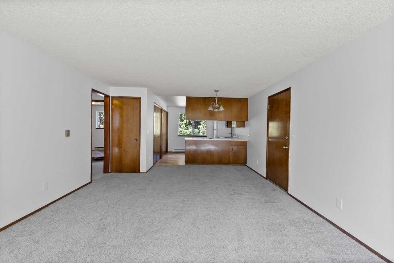 Carlson Apartments - Photo 5 of 20