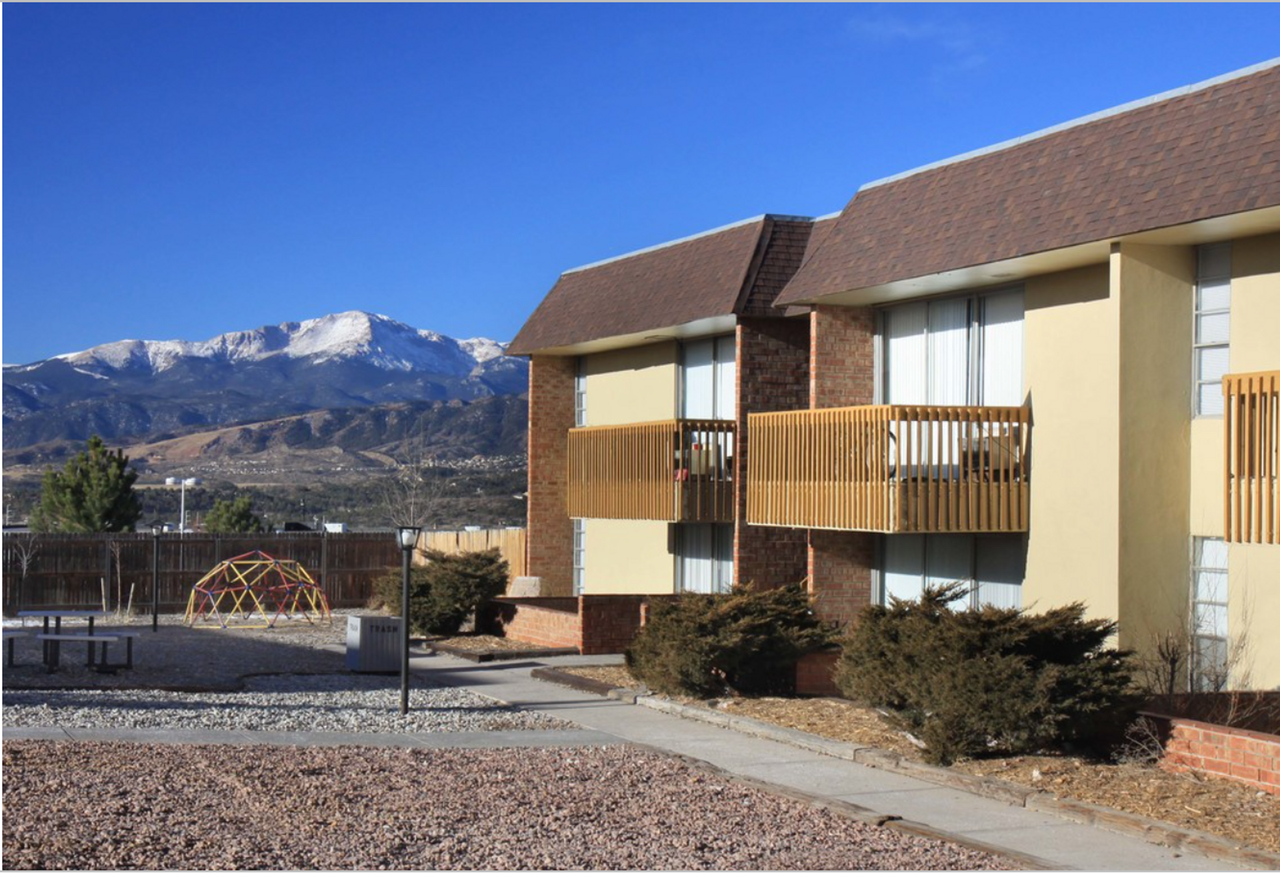 The Vue at Chapel Hills - Photo 3 of 11