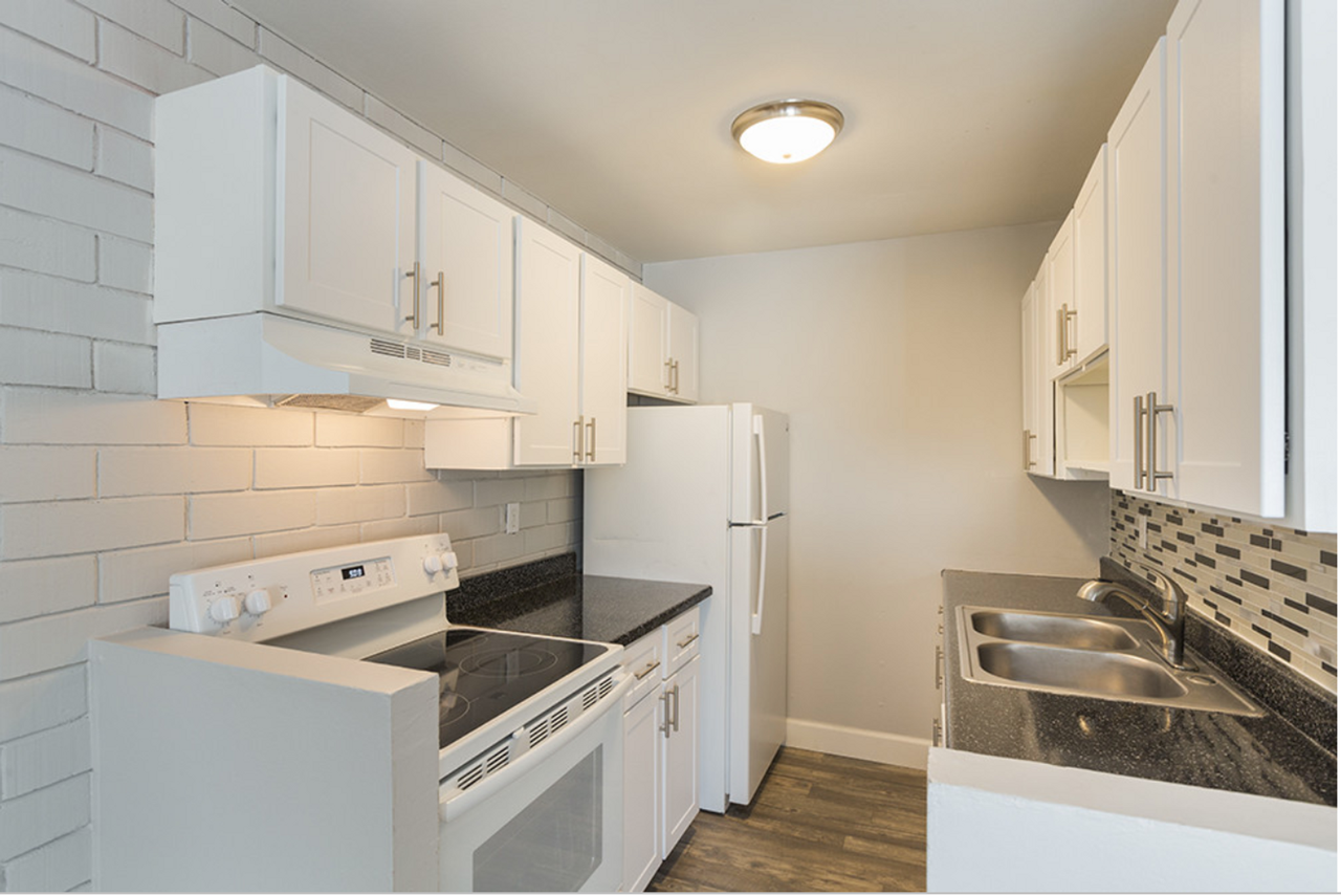 The Vue at Chapel Hills - Photo 6 of 11