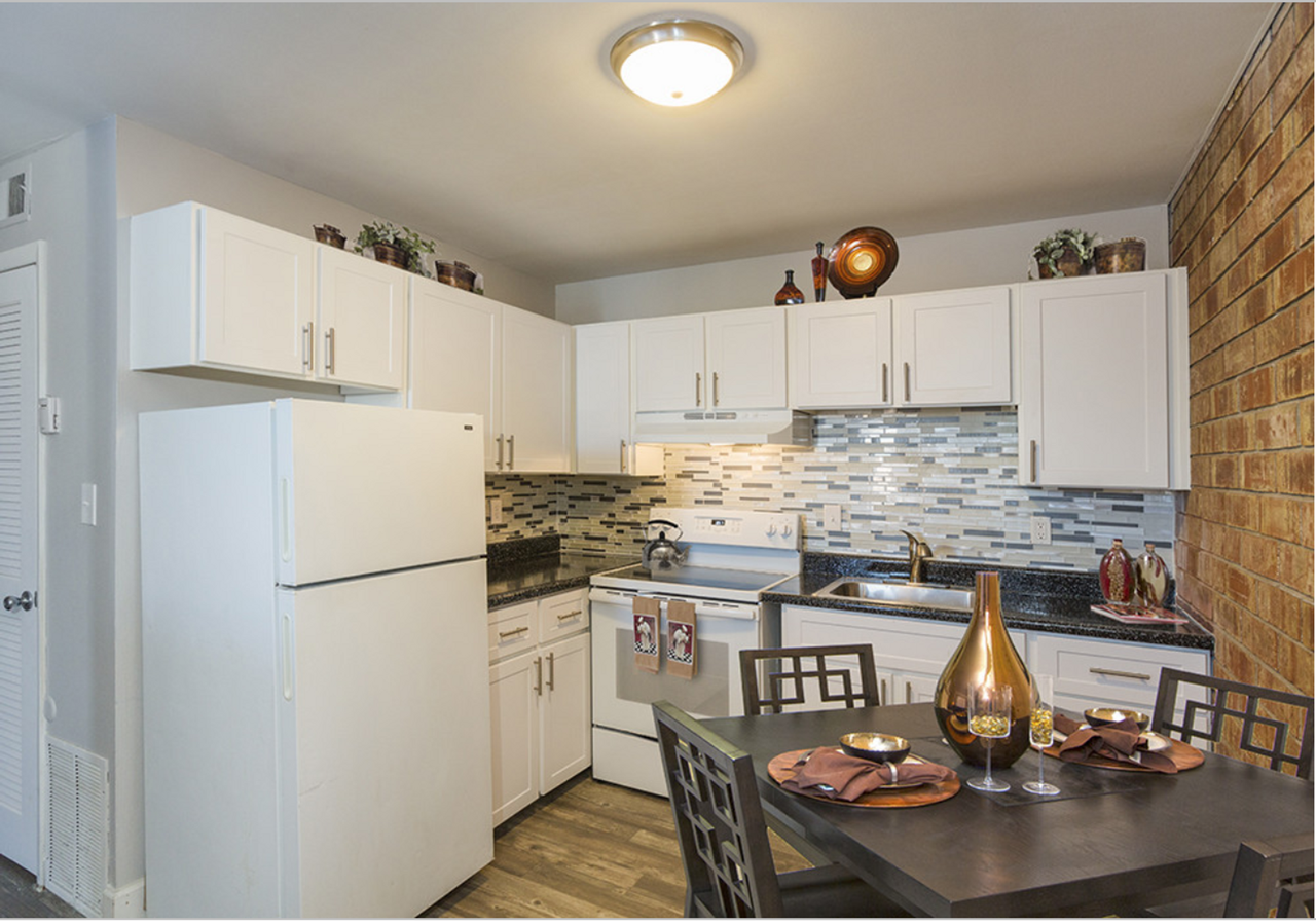 The Vue at Chapel Hills - Photo 7 of 11