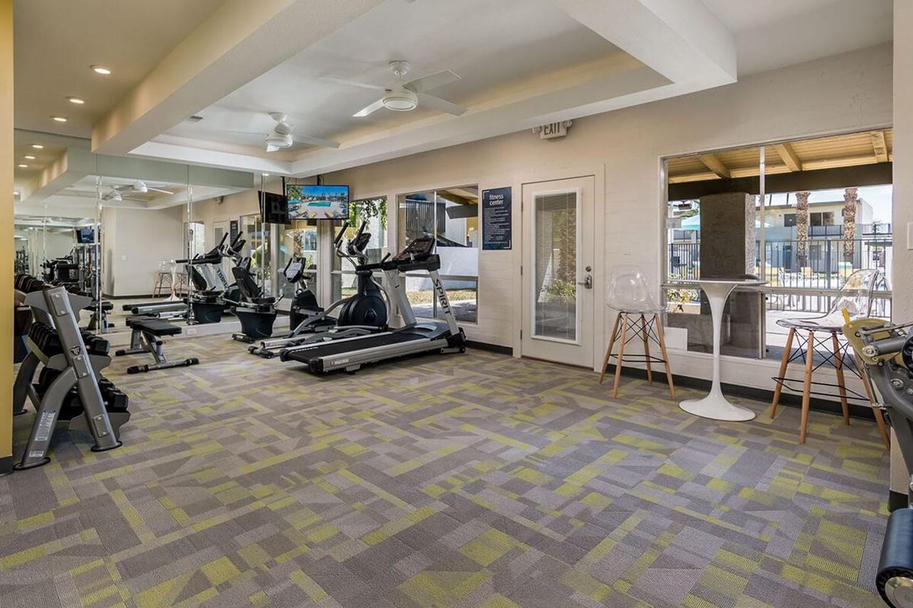 The Lennox at Tempe - Photo 7 of 32