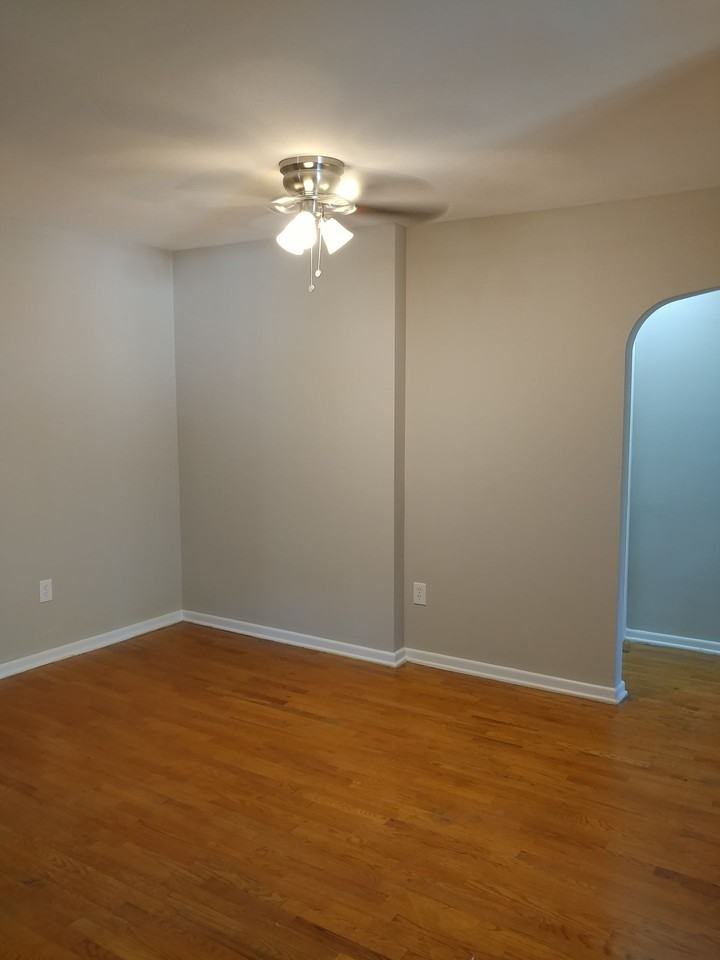 Pennside Manor - Photo 4 of 24