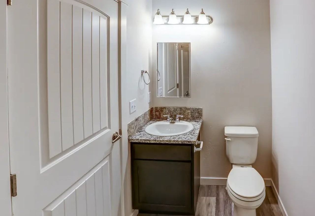 Creekside Townhomes - Photo 7 of 18