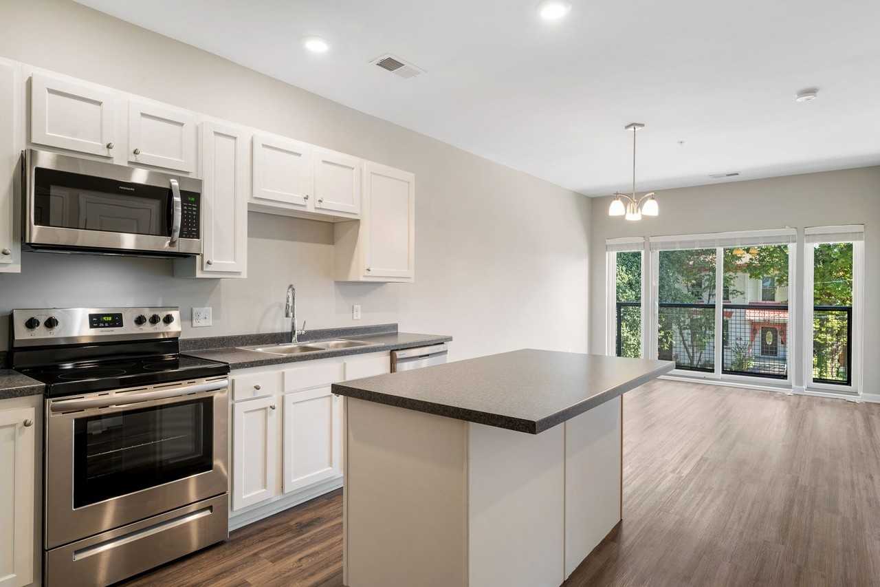 THE SHELBY - Photo 7 of 31