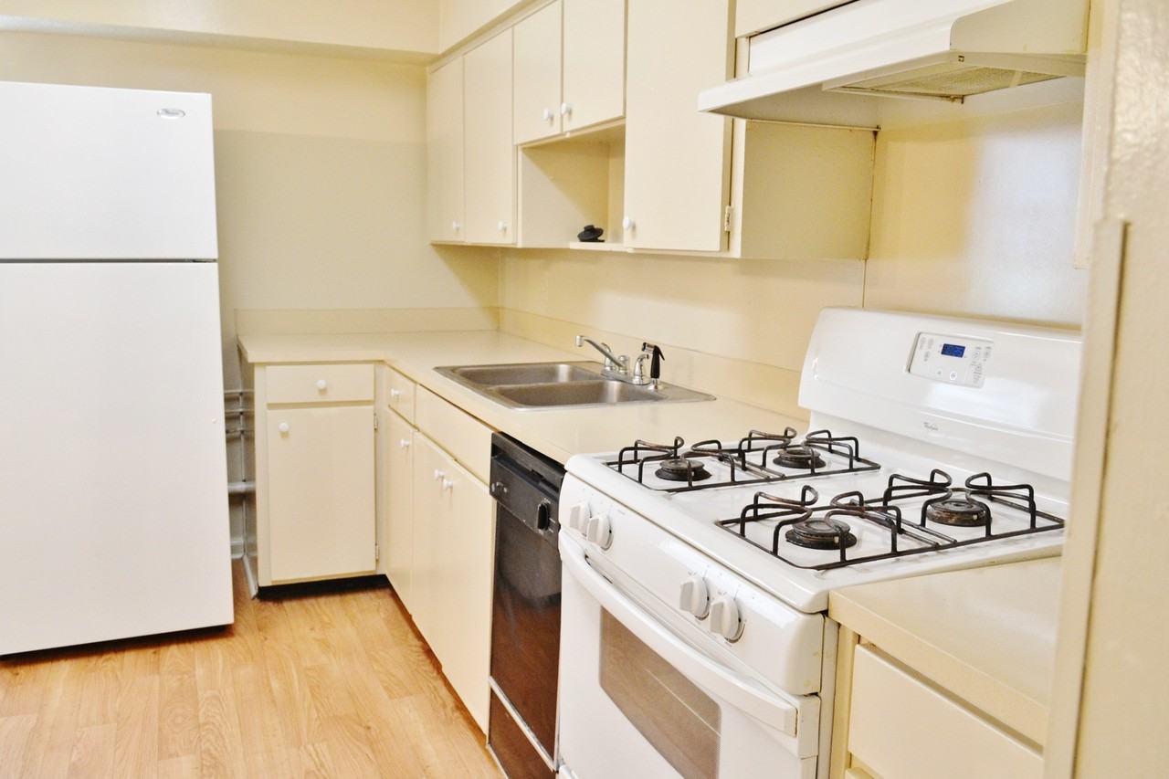 Hannah Heights Apartments - Photo 5 of 12
