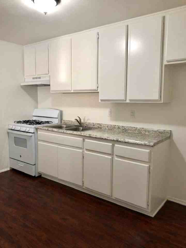 119 Apartments Sunland Blvd, Los Angeles, CA 91352 Zumper