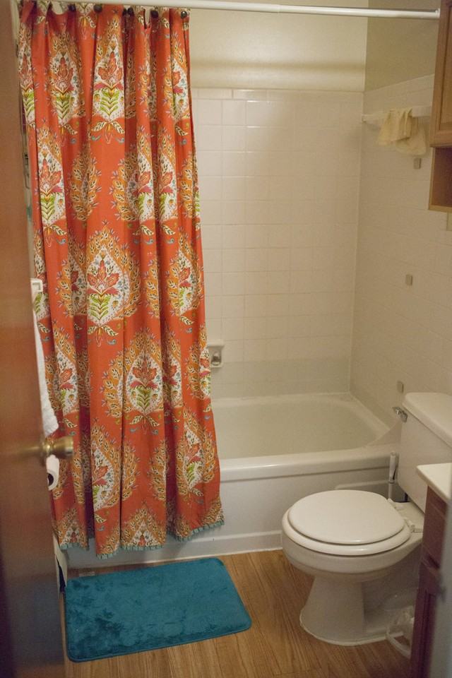 2042 9th St - Photo 6 of 25