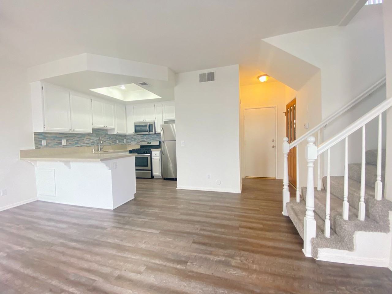 Casa Townhomes - Photo 7 of 16