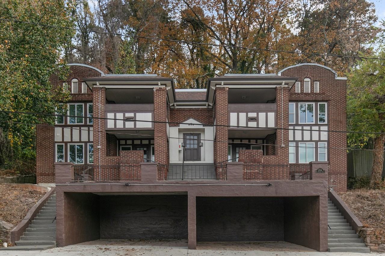 Leigh Anne - Photo 5 of 20