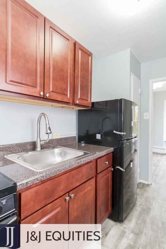 7333 Ridge - Photo 2 of 14