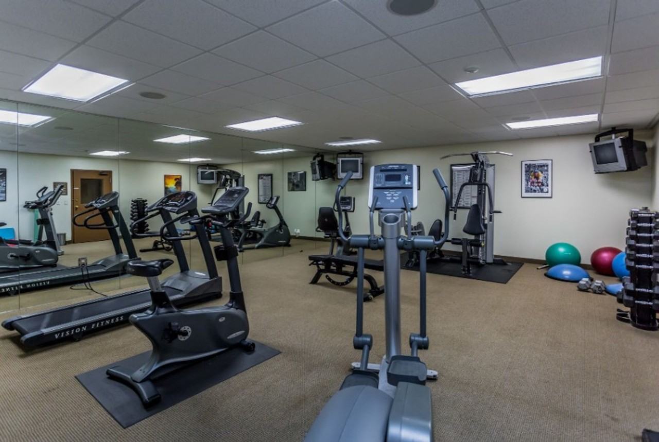 Oakridge Apartments - Photo 7 of 19