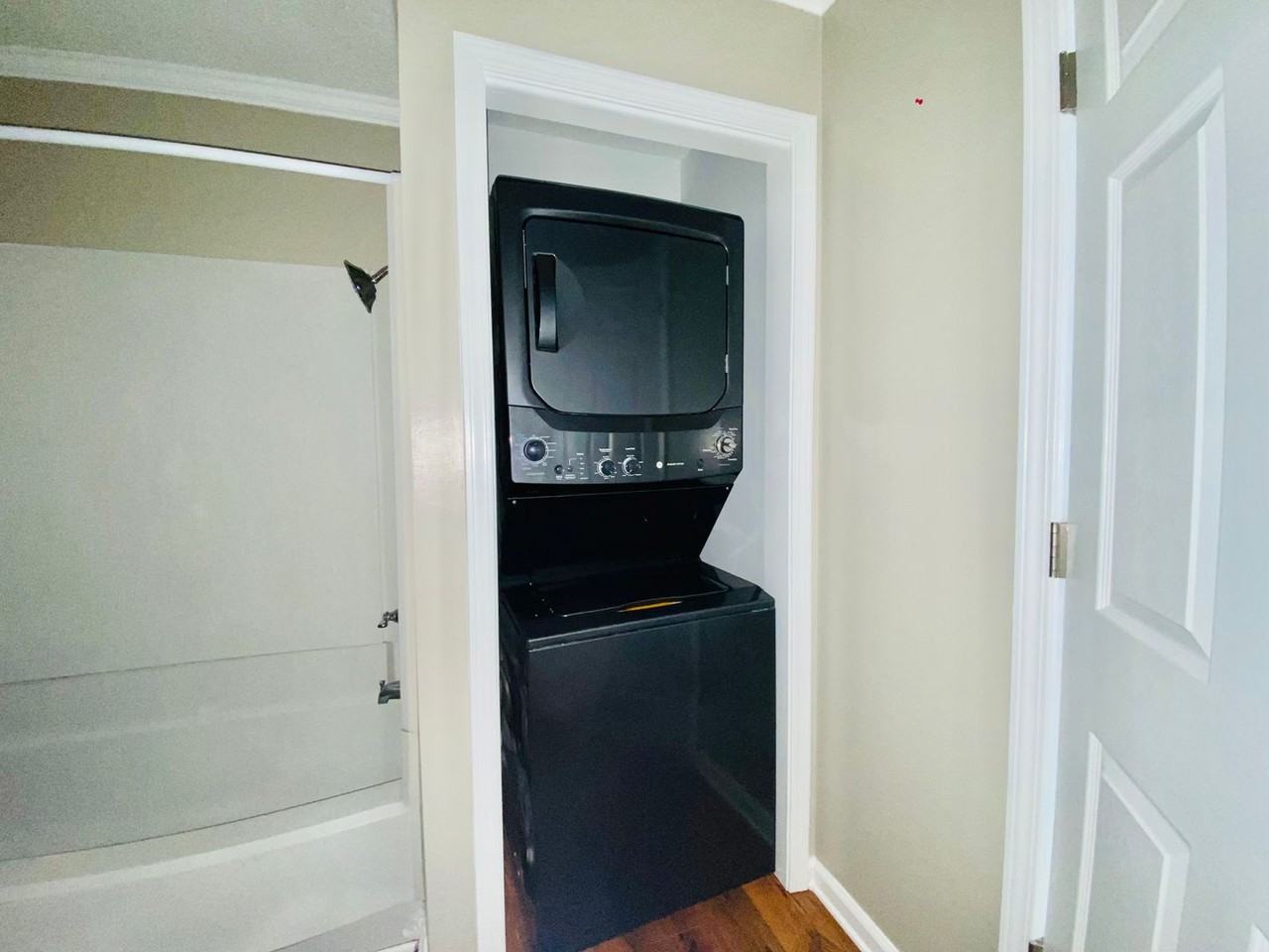 Sharlo Condominiums - AMH LLC - Photo 7 of 8