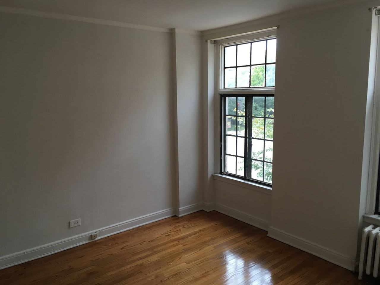 310 - *The Chaumont Building* - Photo 4 of 11