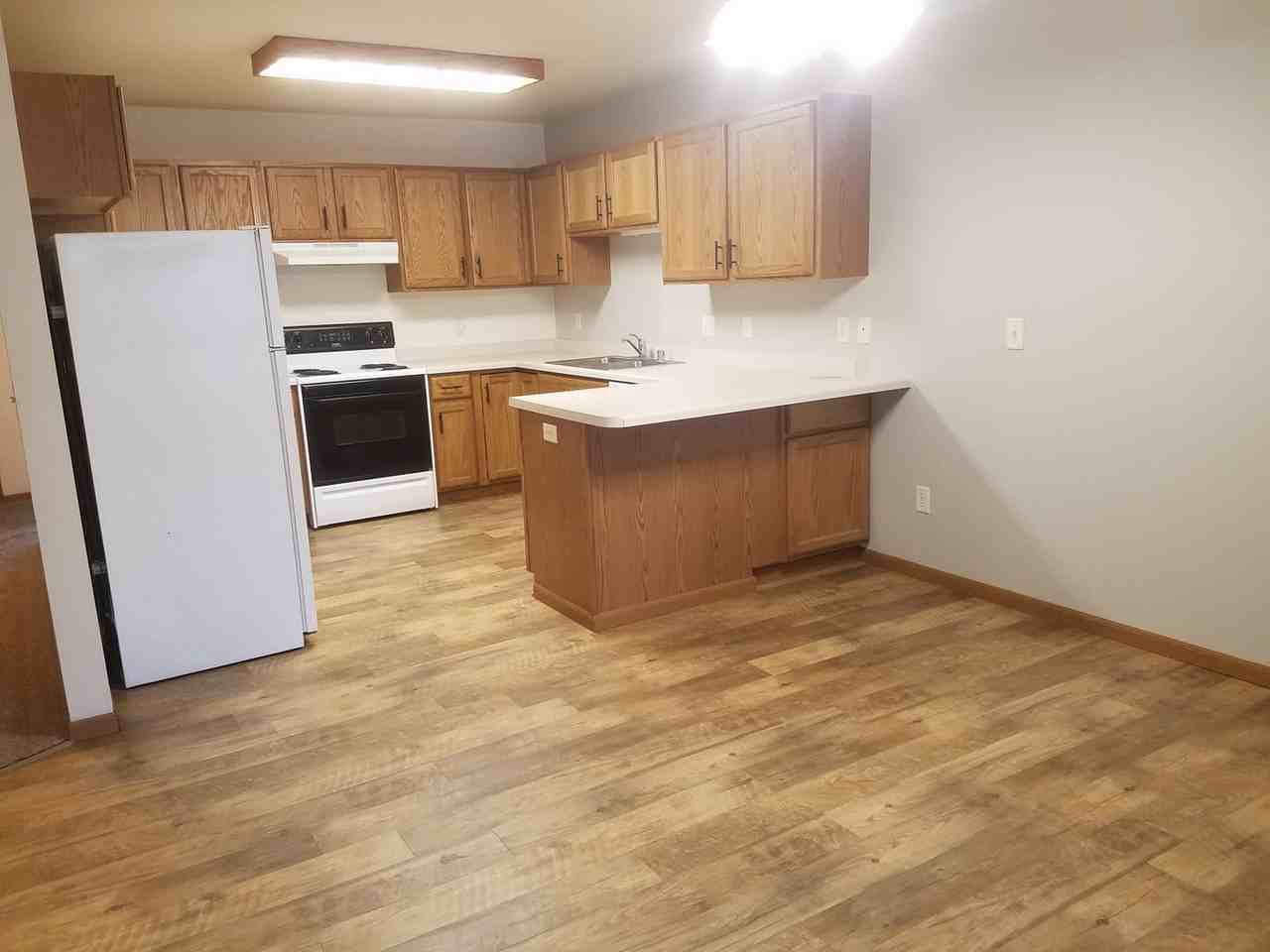 2825 Prestige Ct - Photo 3 of 21