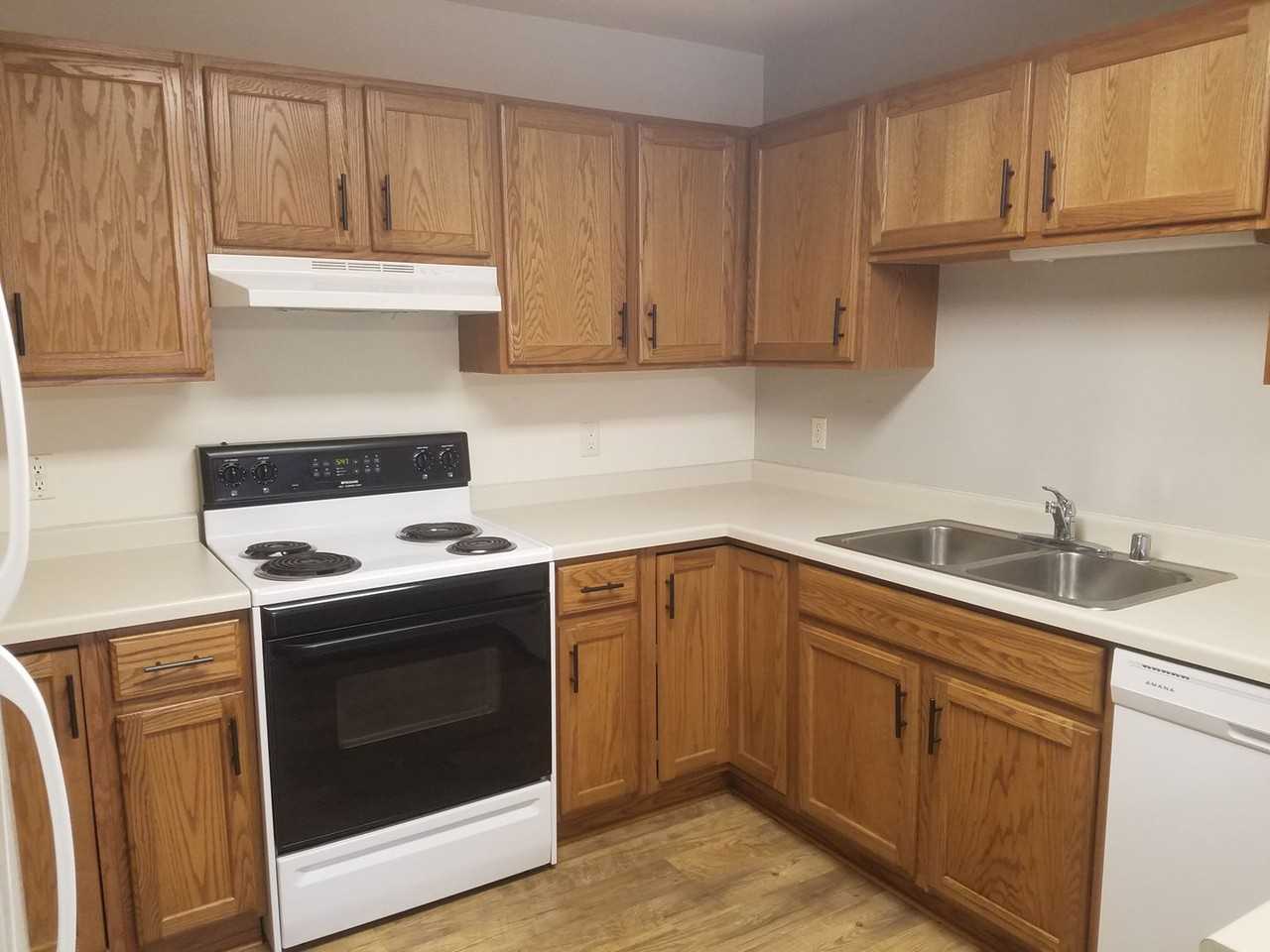 2825 Prestige Ct - Photo 6 of 21