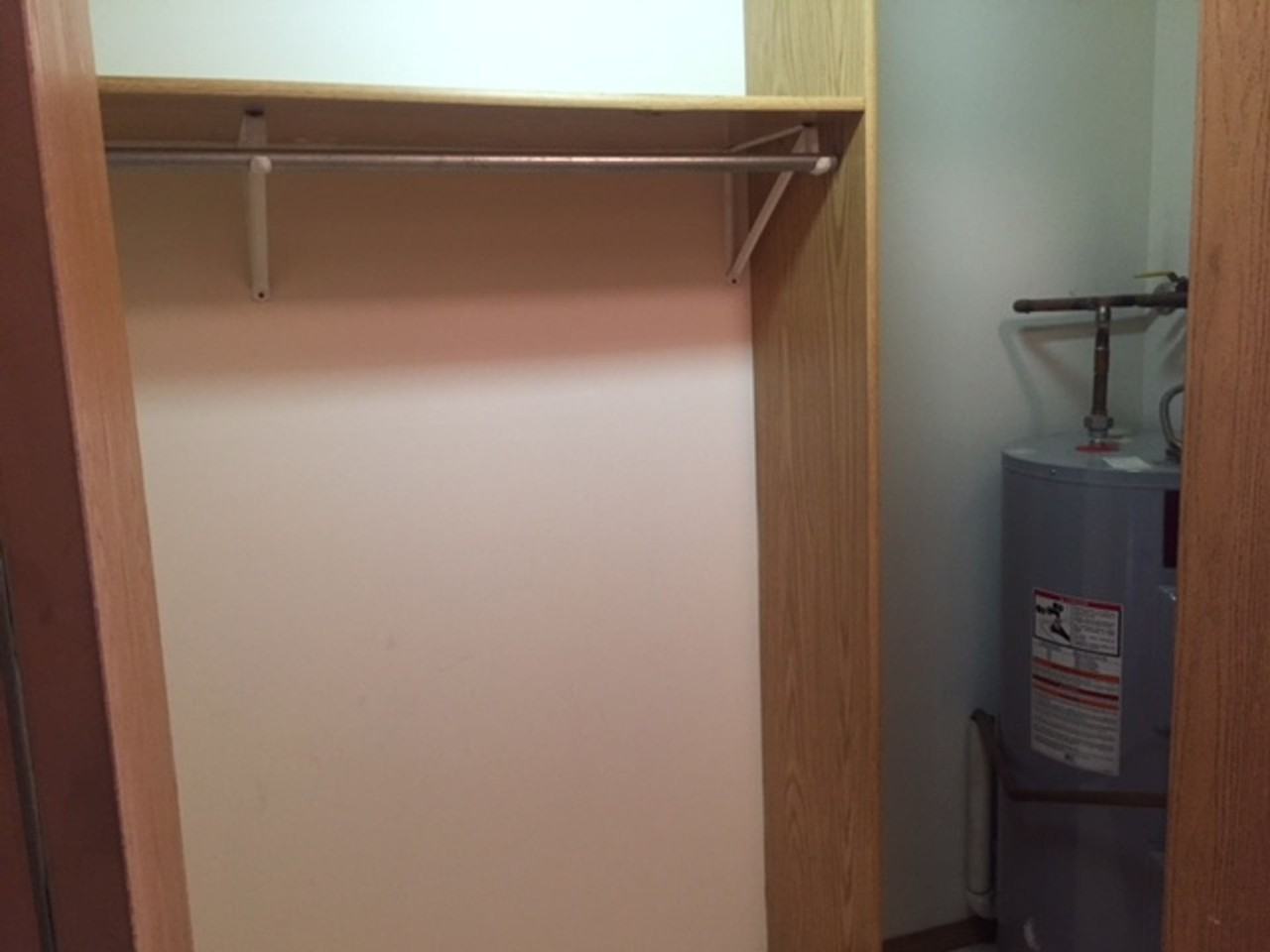 092-406 E Elm - Photo 6 of 7