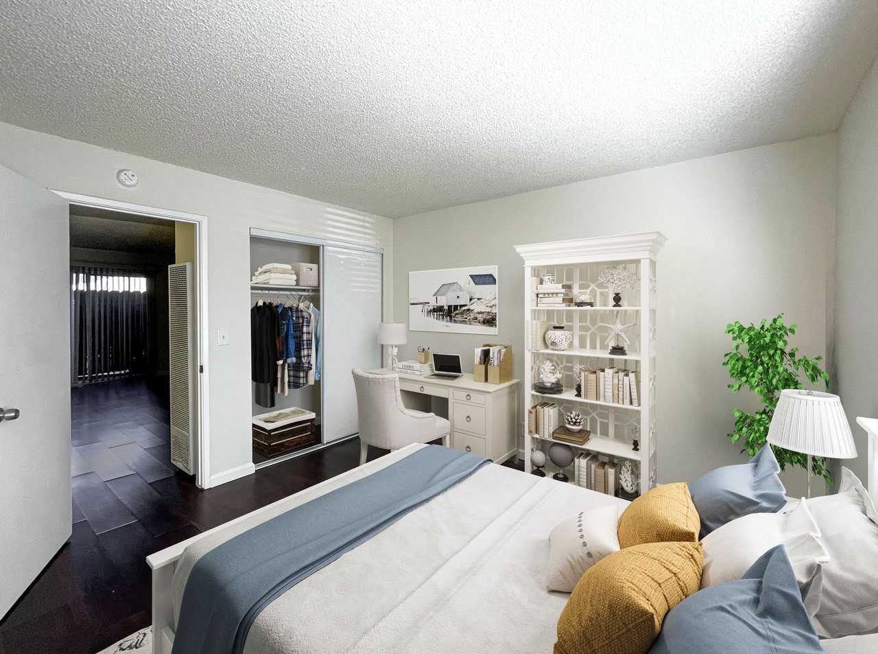 420 E. Rose St. - Photo 3 of 5