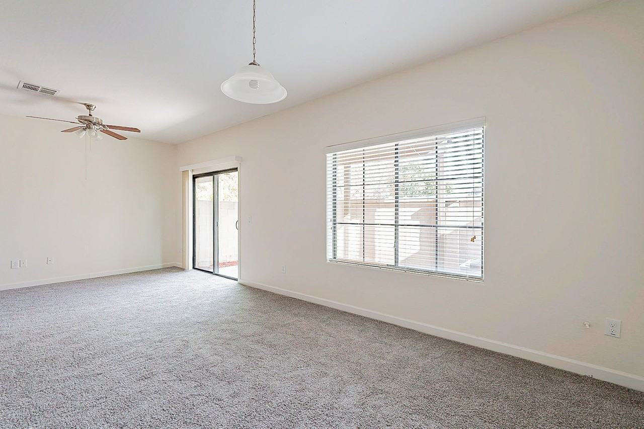 17223 N Cave Creek Rd #26 - Photo 7 of 50