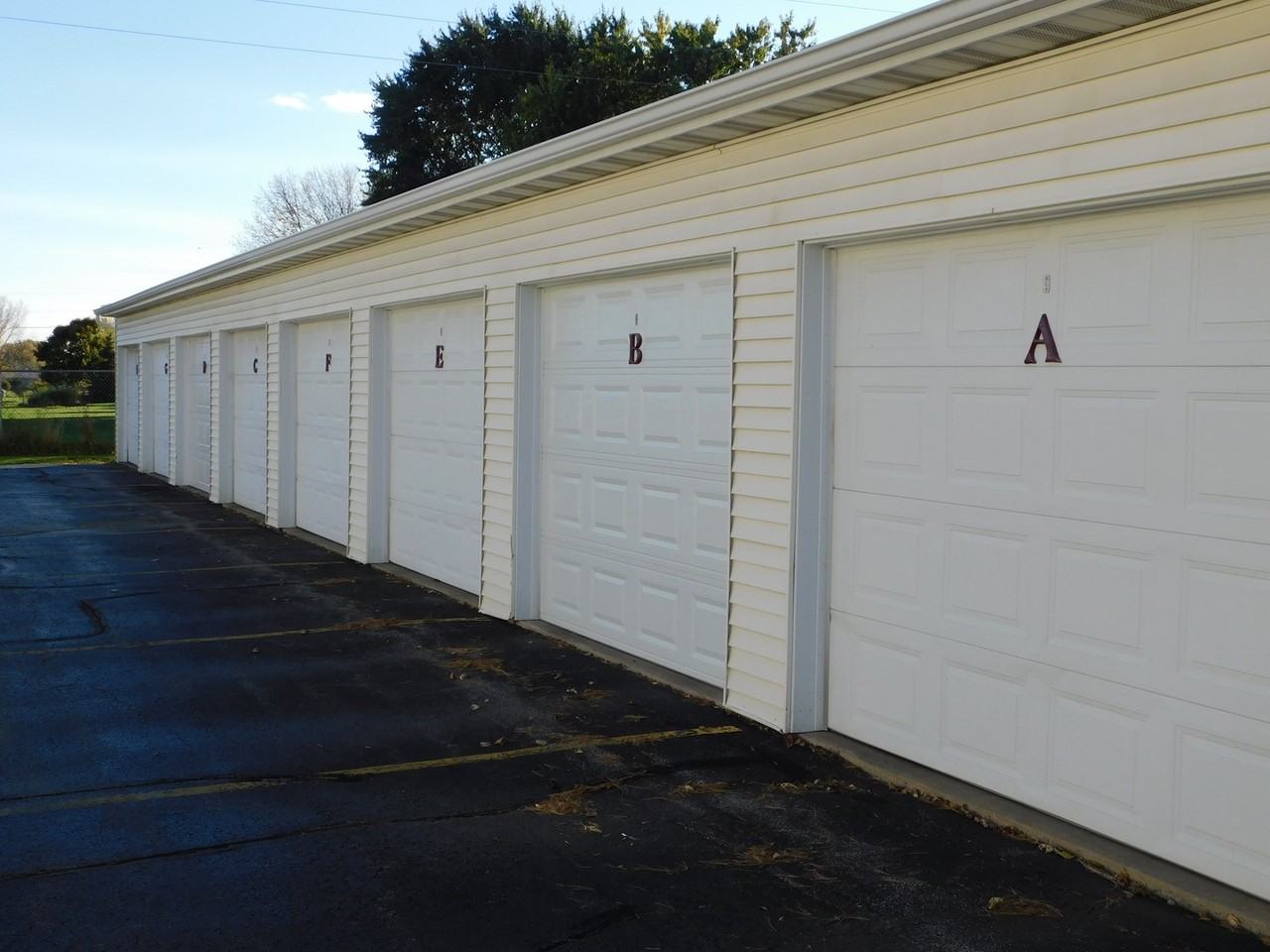 Sunny Meadows Apartments - Photo 2 of 14