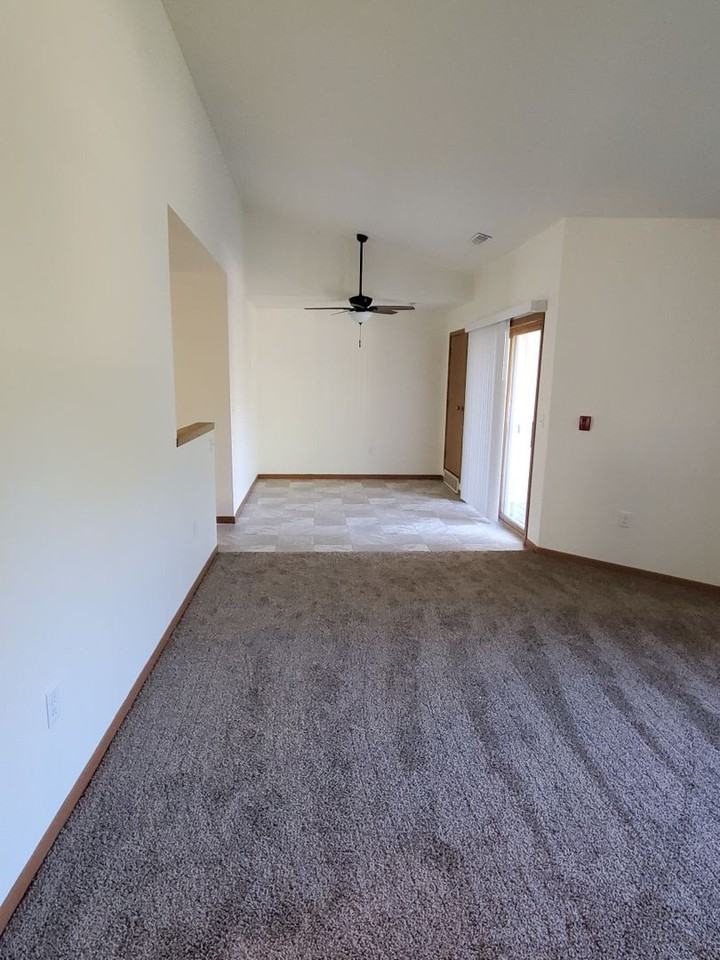 Sunny Meadows Apartments - Photo 6 of 14