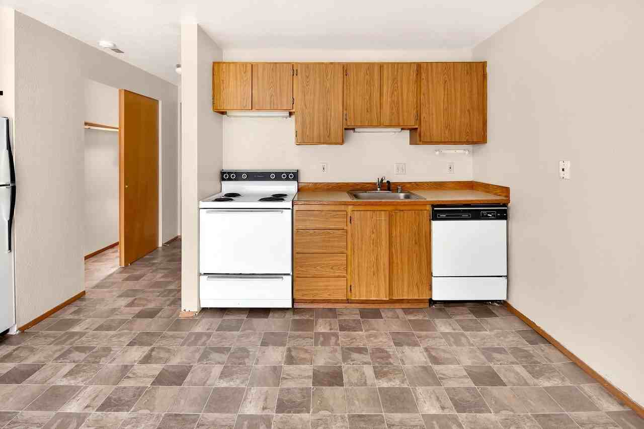 2303 Taylor Ave - Photo 2 of 12