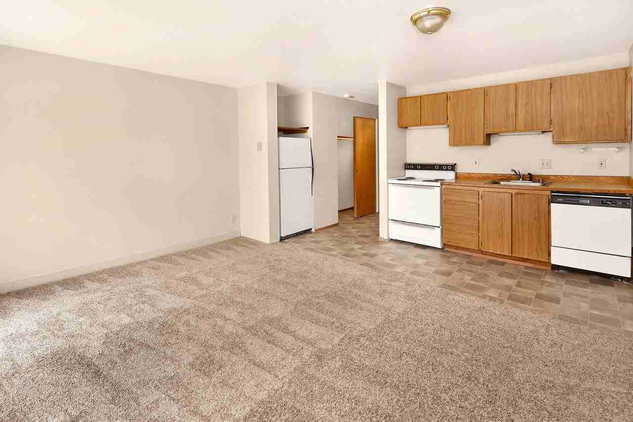 2303 Taylor Ave - Photo 6 of 12