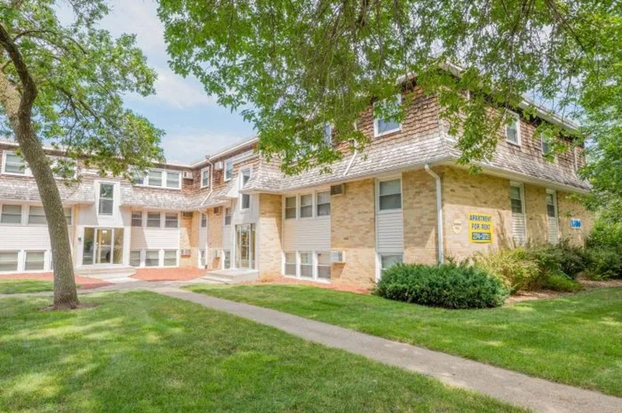 Simple Living. Real Savings. Limited Time. - Photo 2 of 42