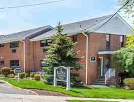 featured image of 60 E Linden Ave