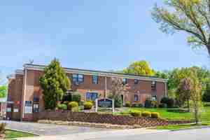 featured image of 165 Grand Ave